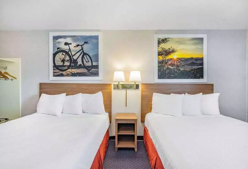 Hotelli Days Inn By Wyndham Monticello