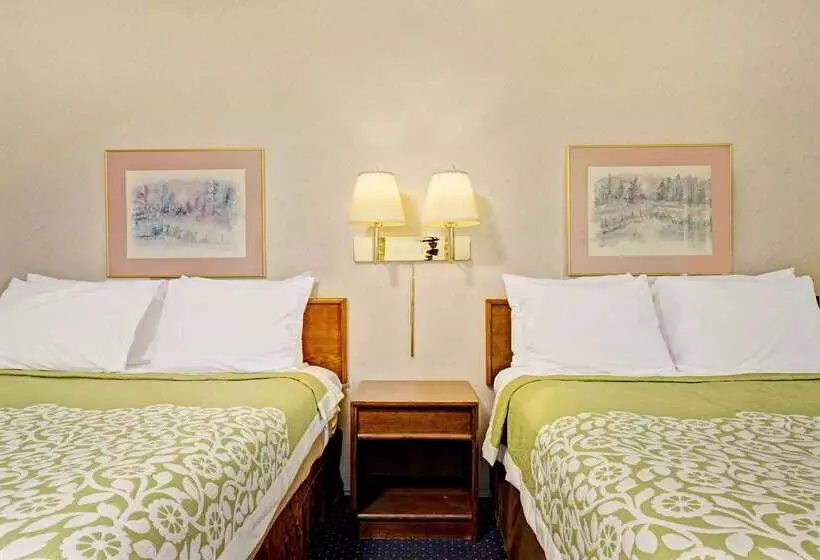 Hotelli Days Inn By Wyndham Monticello