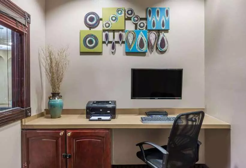 هتل Days Inn By Wyndham Pearl/jackson Airport