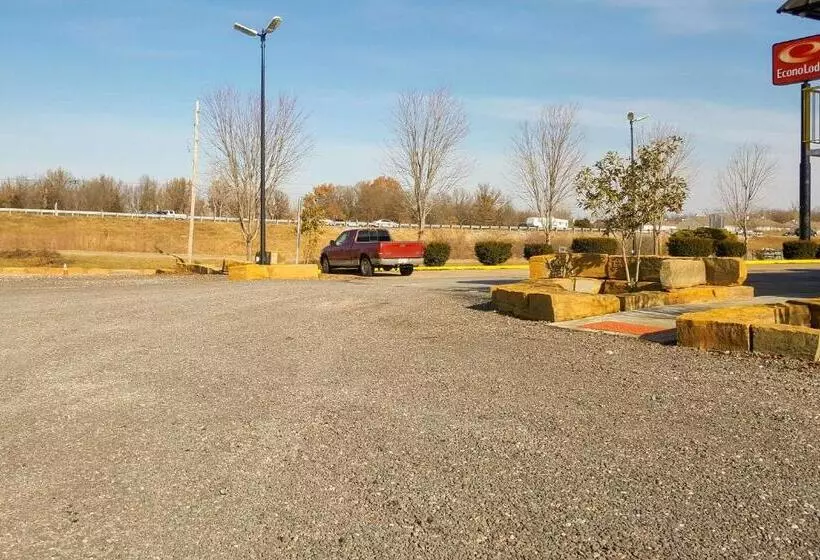 Отель Econo Lodge Oak Grove Blue Springs
