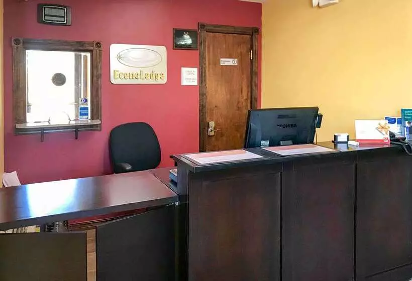 ホテル Econo Lodge