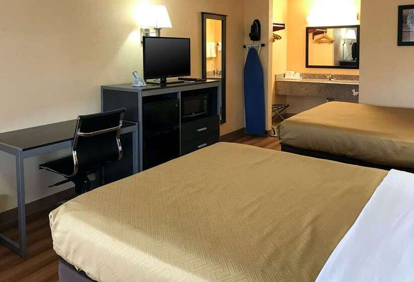 Отель Econo Lodge