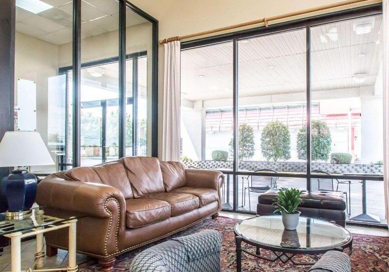 فندق Econo Lodge Springfield I44