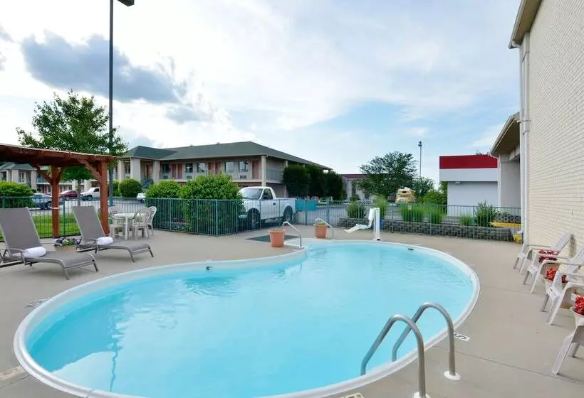 هتل Econo Lodge Springfield I44