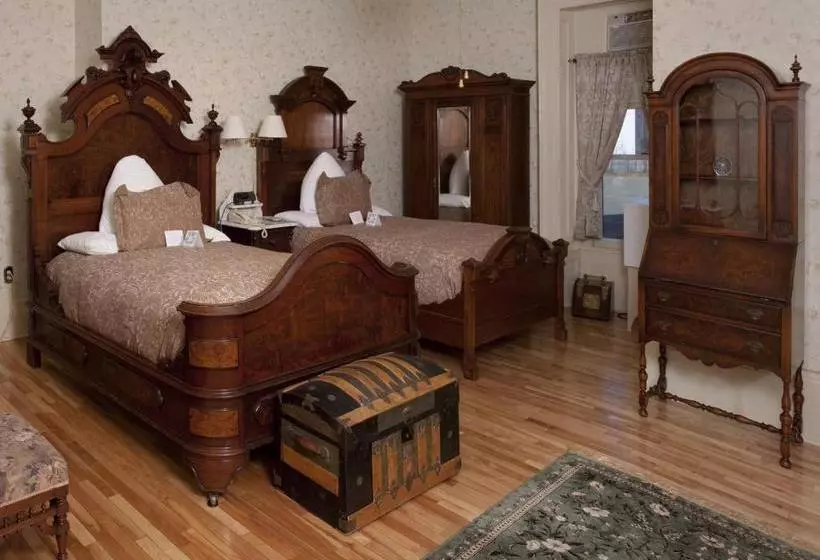 Hotel Halifax Waverley Inn