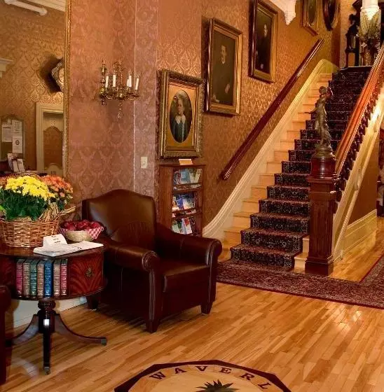 Hotel Halifax Waverley Inn