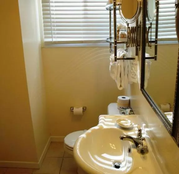 Hotel Halifax Waverley Inn