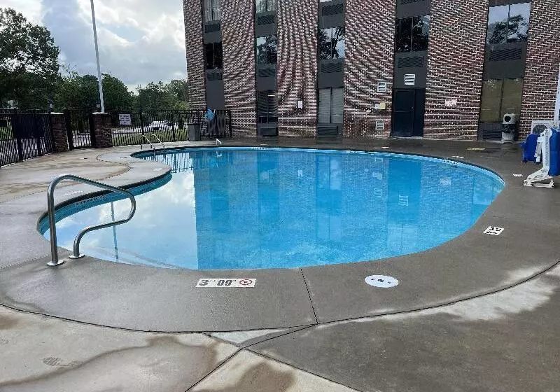 هتل Holiday Inn Express Rocky Mount Sports Center By Ihg