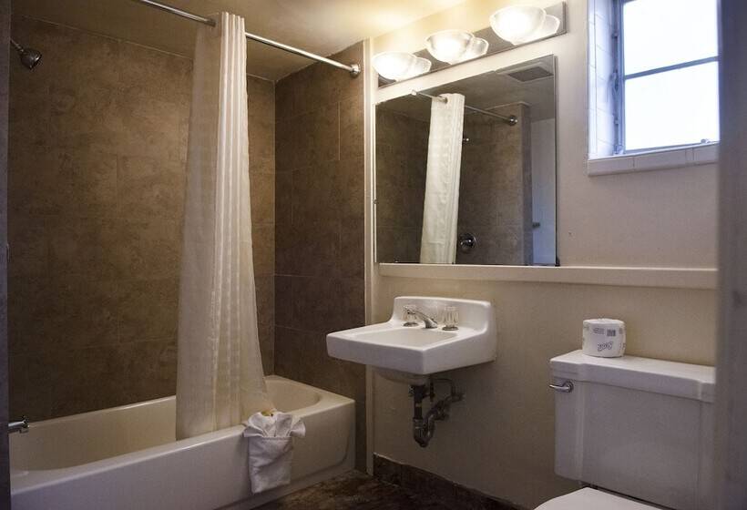 فندق Kachina Lodge