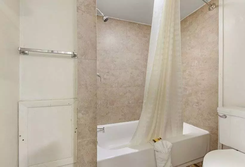 Отель Kachina Lodge