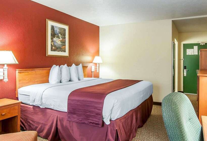 فندق Quality Inn Downtown Convention Center