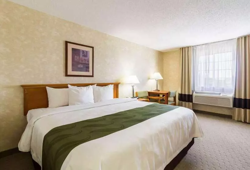 هتل Quality Inn