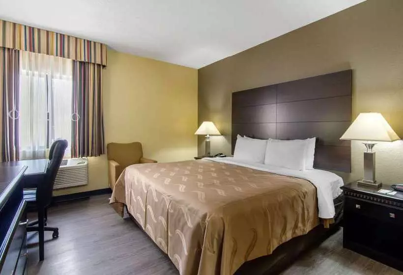 酒店 Quality Inn Merriam Kansas City