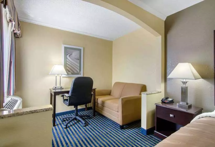 酒店 Quality Inn Merriam Kansas City