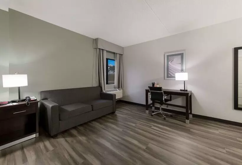 酒店 Quality Inn Merriam Kansas City