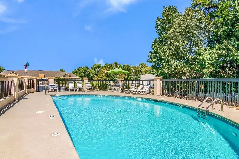 Отель Quality Inn Suwanee I85