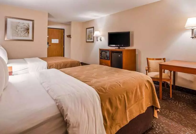 Отель Quality Inn