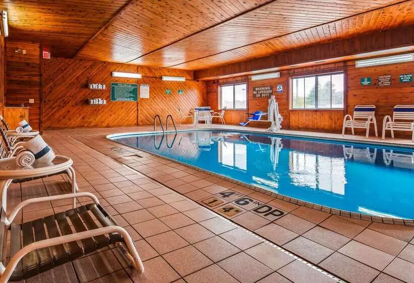 Отель Quality Inn