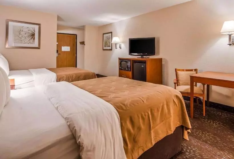 Отель Quality Inn