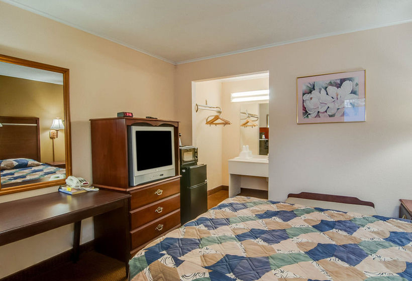 فندق Rodeway Inn Civic Center