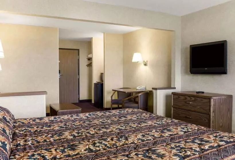 בית מלון כפרי Rodeway Inn