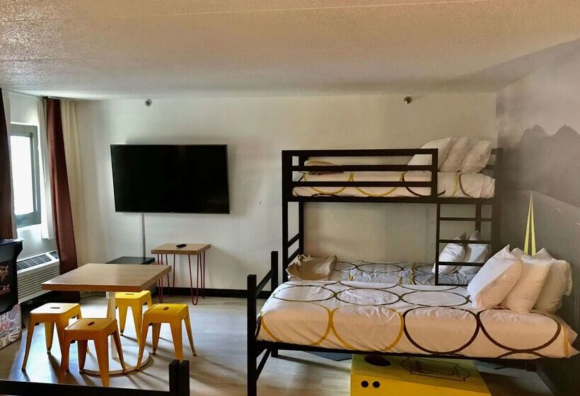 בית מלון כפרי Super 8 By Wyndham Mahwah