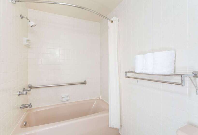 Otel Super 8 By Wyndham Wendover