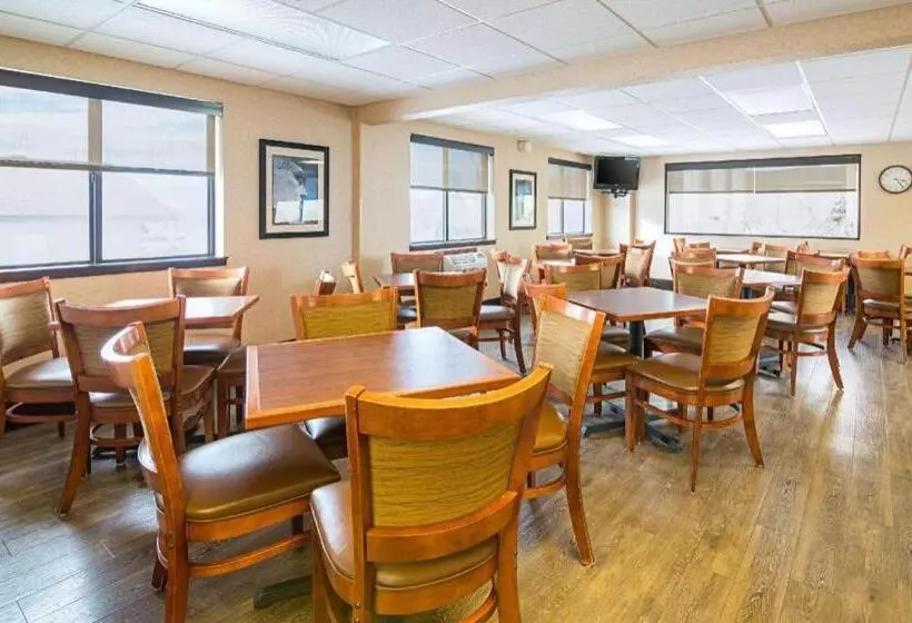 Отель Travelodge By Wyndham Rapid City/black Hills