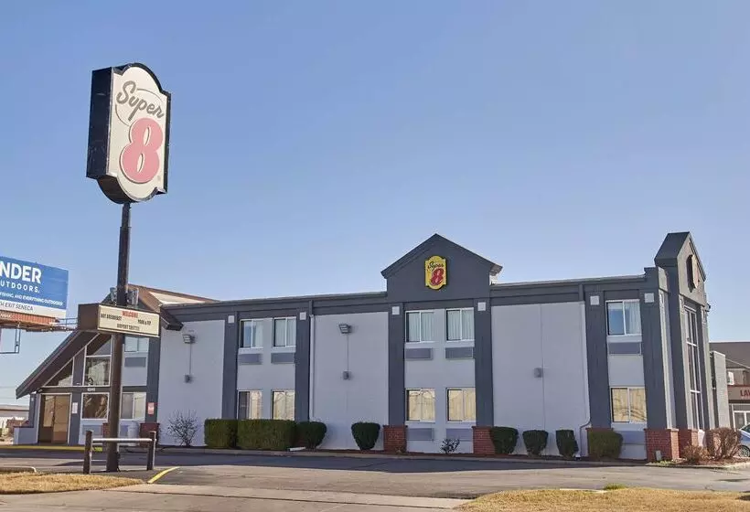 מוטל Super 8 By Wyndham Wichita Airport West Kellogg