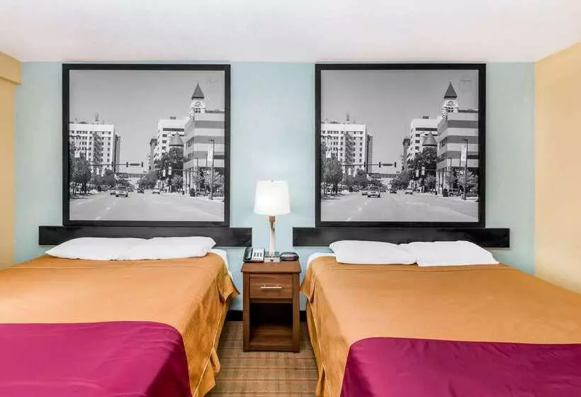 מוטל Super 8 By Wyndham Wichita Airport West Kellogg