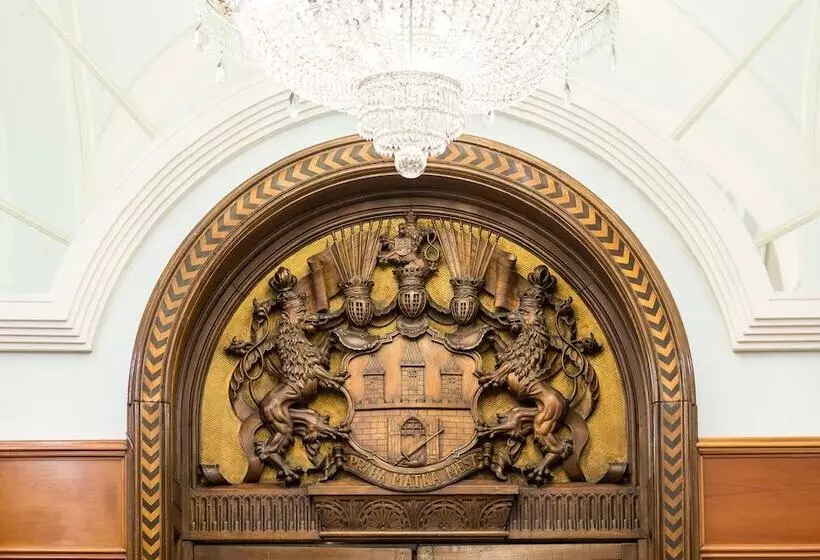 هتل Art Nouveau Palace