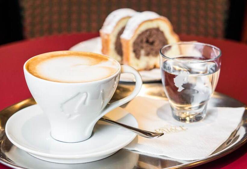 هتل Art Nouveau Palace