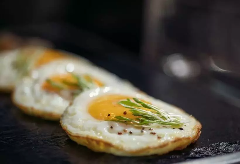 هتل Art Nouveau Palace