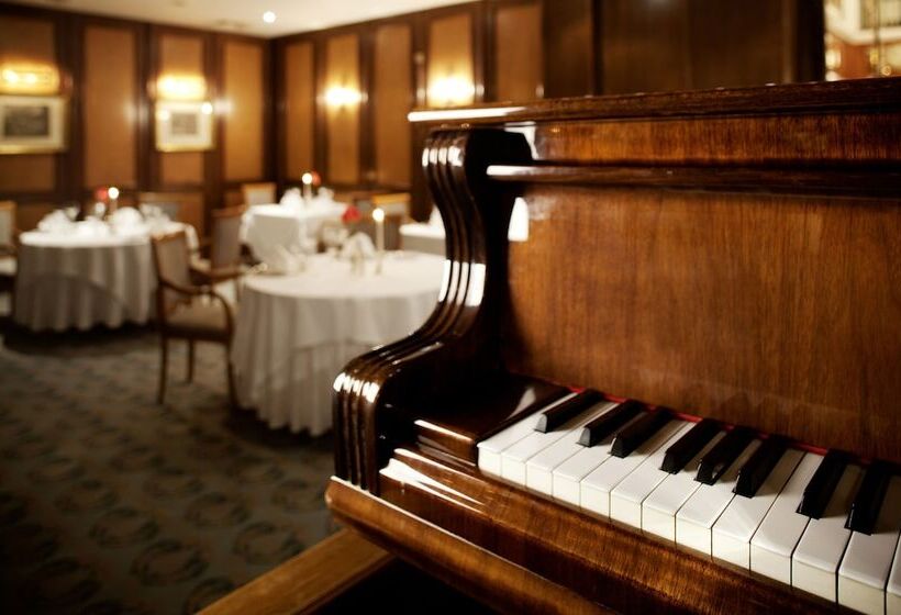 هتل Art Nouveau Palace