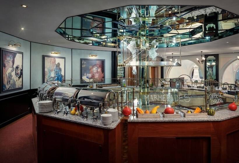 هتل Art Nouveau Palace