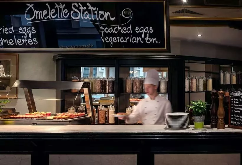 هتل Art Nouveau Palace