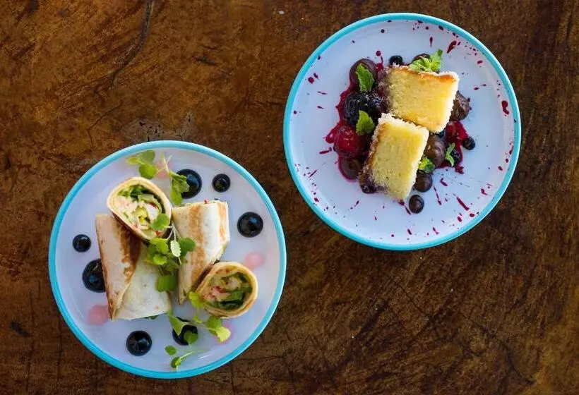 هتل Denis Private Island Seychelles