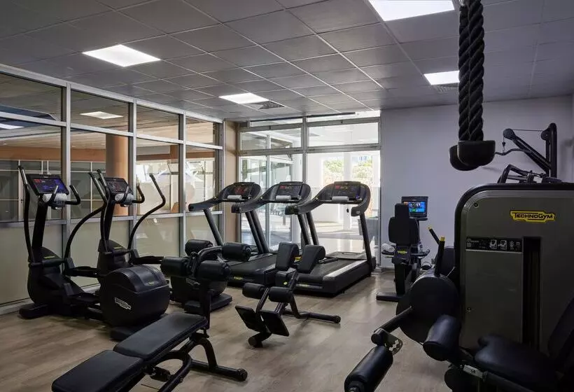 فندق Mediterranean Beach