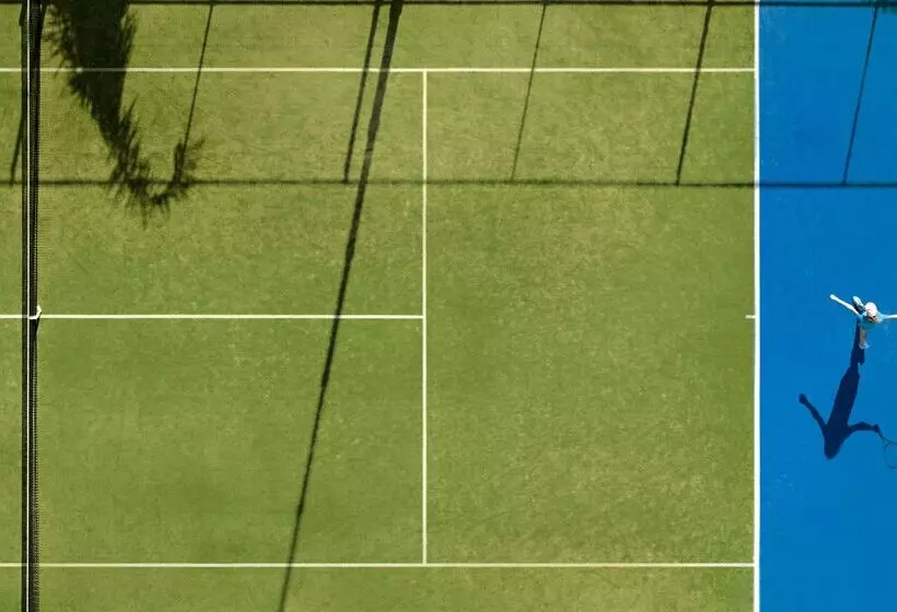 فندق Mediterranean Beach