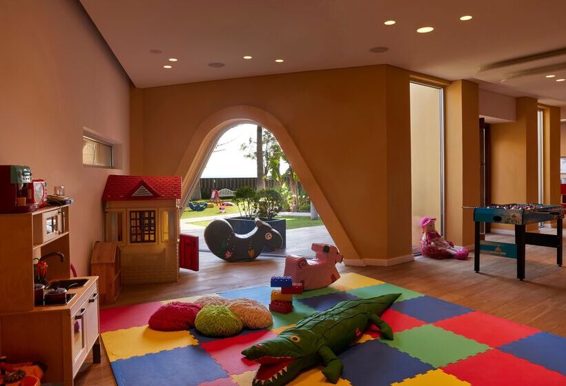 هتل Mediterranean Beach