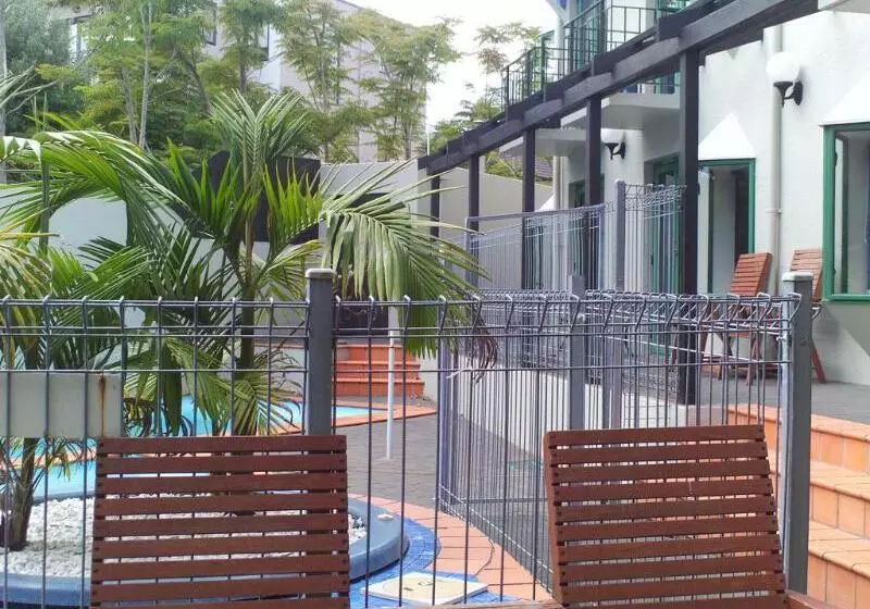 호텔 Parklane Motor Lodge