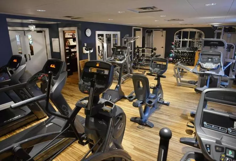 هتل Pillar And Post Inn & Spa