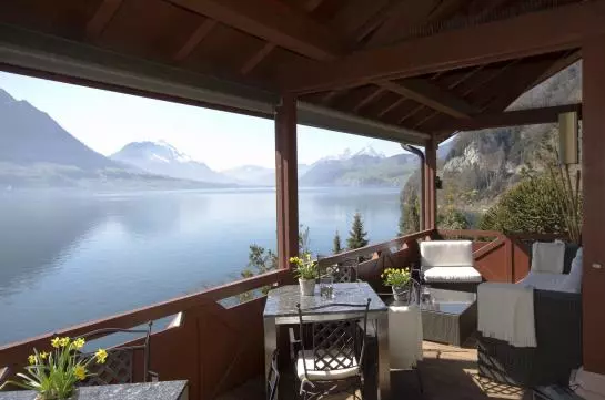 Paradieshotel Rotschuo