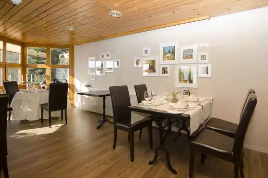 Paradieshotel Rotschuo