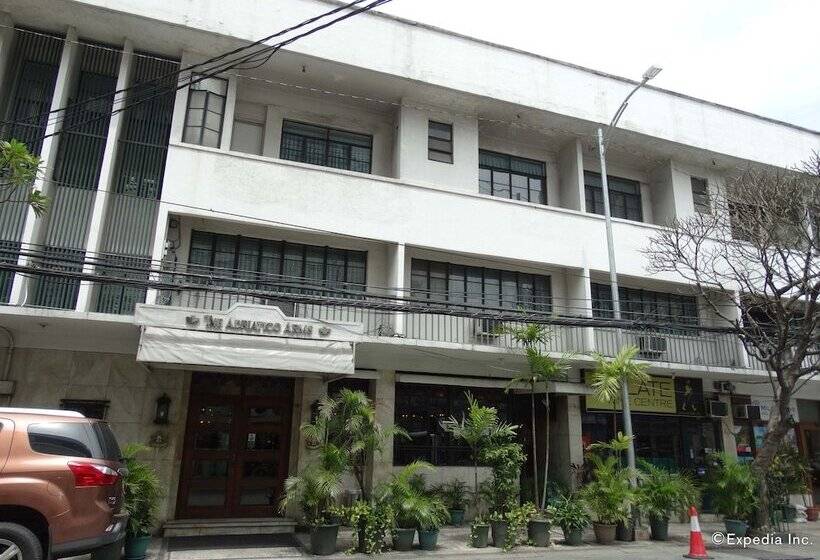 Hotel Adriatico Arms