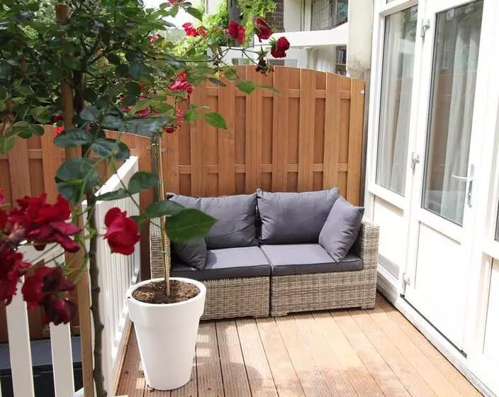 Отель Apple Inn