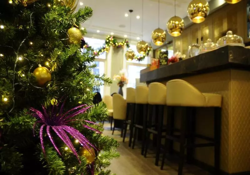 Отель Apple Inn