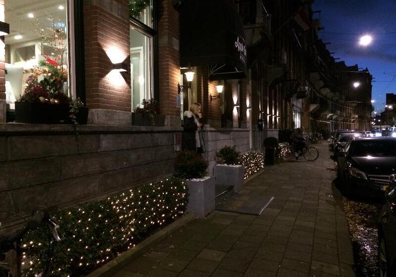 בית מלון כפרי Apple Inn