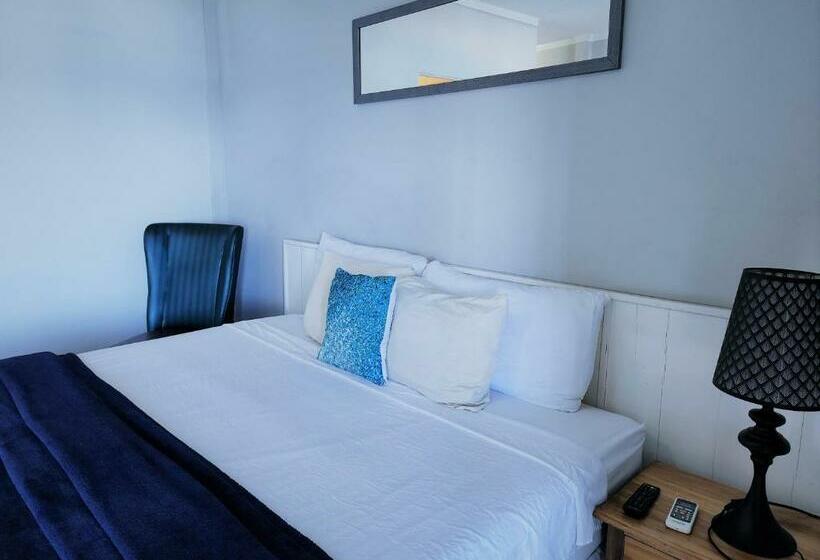 هتل Caribic House