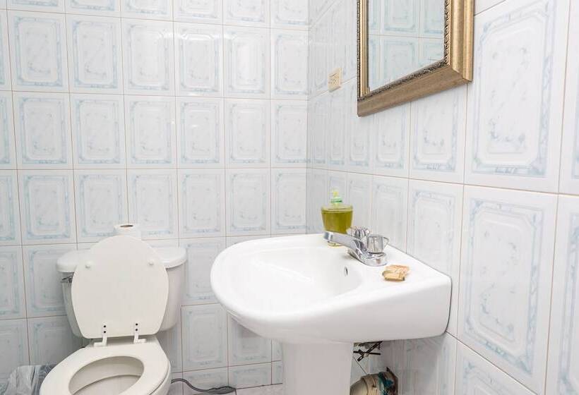 هتل Caribic House